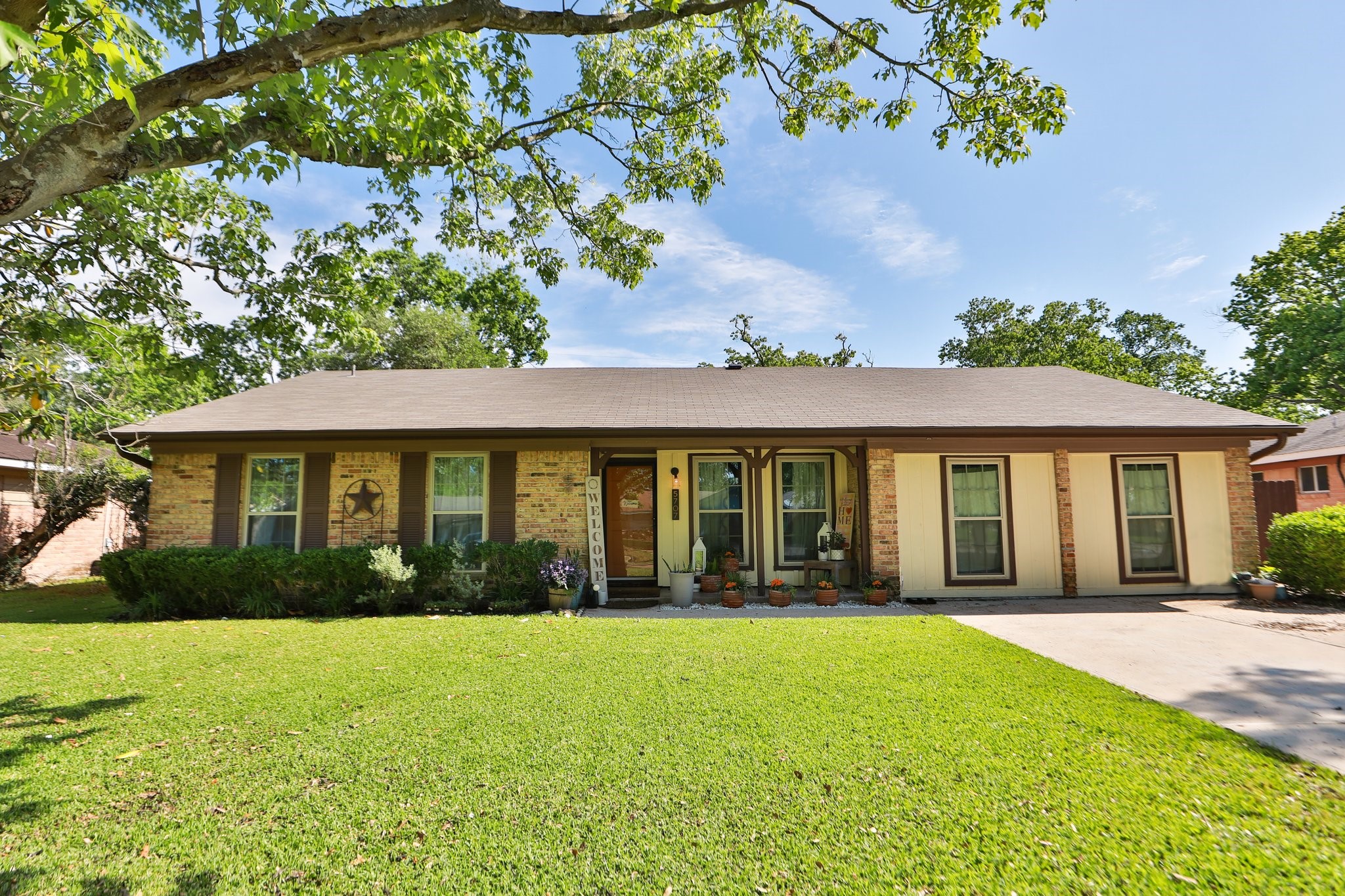 5707 Oakham Street Houston TX 77085