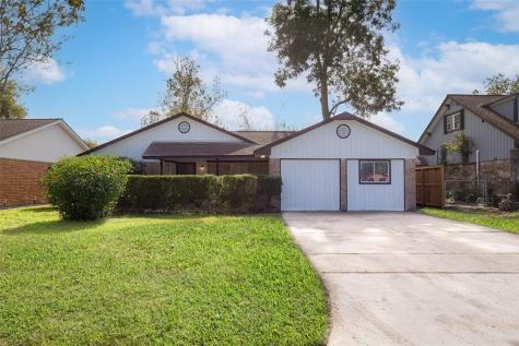 12022 Palmdale Street Houston TX 77034