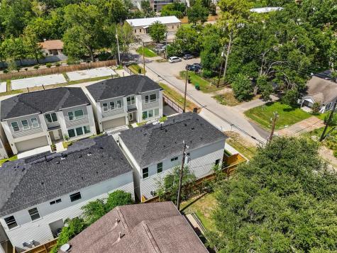 8916 Knoll Branch Drive Drive Houston TX 77080