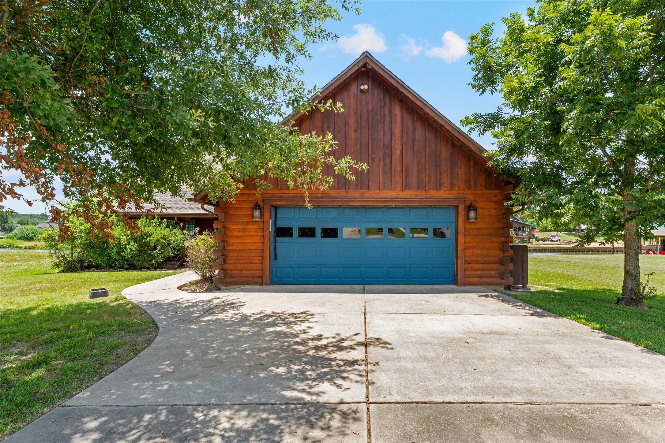 42 Wildwood Lake Drive Huntsville TX 77340