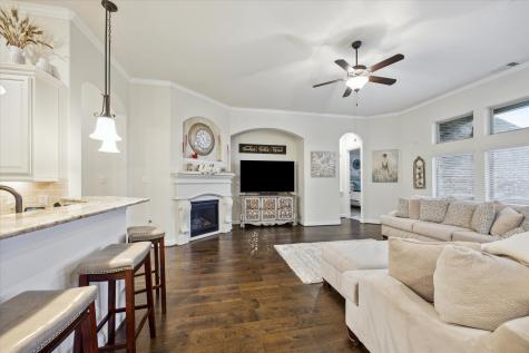 6615 Cottonwood Crest Lane Katy TX 77493