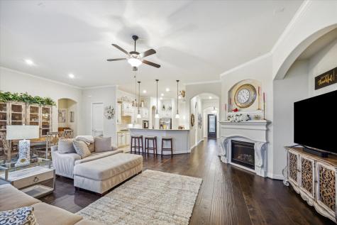6615 Cottonwood Crest Lane Katy TX 77493