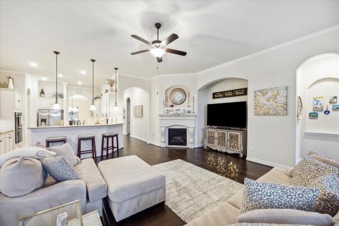 6615 Cottonwood Crest Lane Katy TX 77493