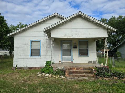 1912 Avenue M Bay City TX 77414
