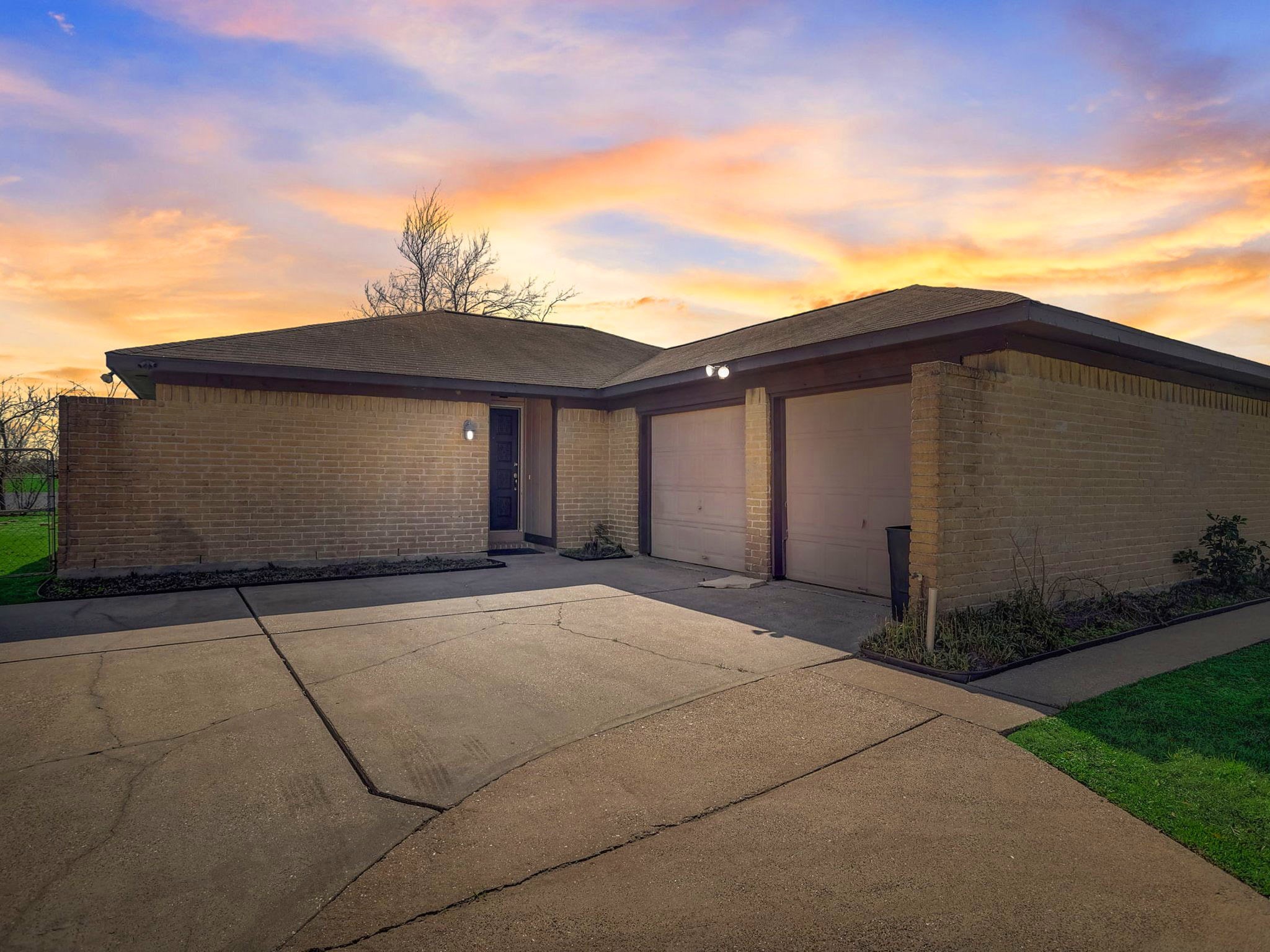 409 Bayridge Drive League City TX 77573