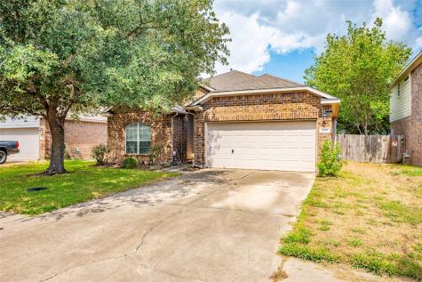 1719 N Highlands Crossing Highlands TX 77562