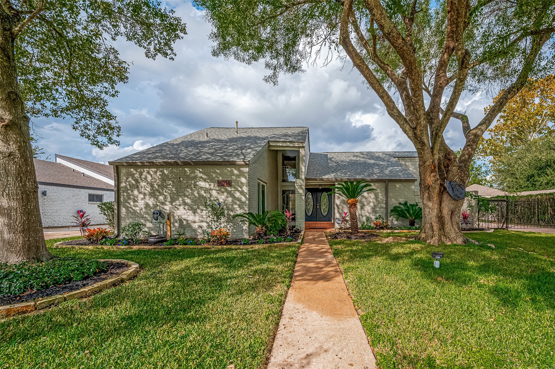 16214 Wall Street Jersey Village TX 77040