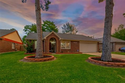 9006 Autumnsong Drive Houston TX 77064