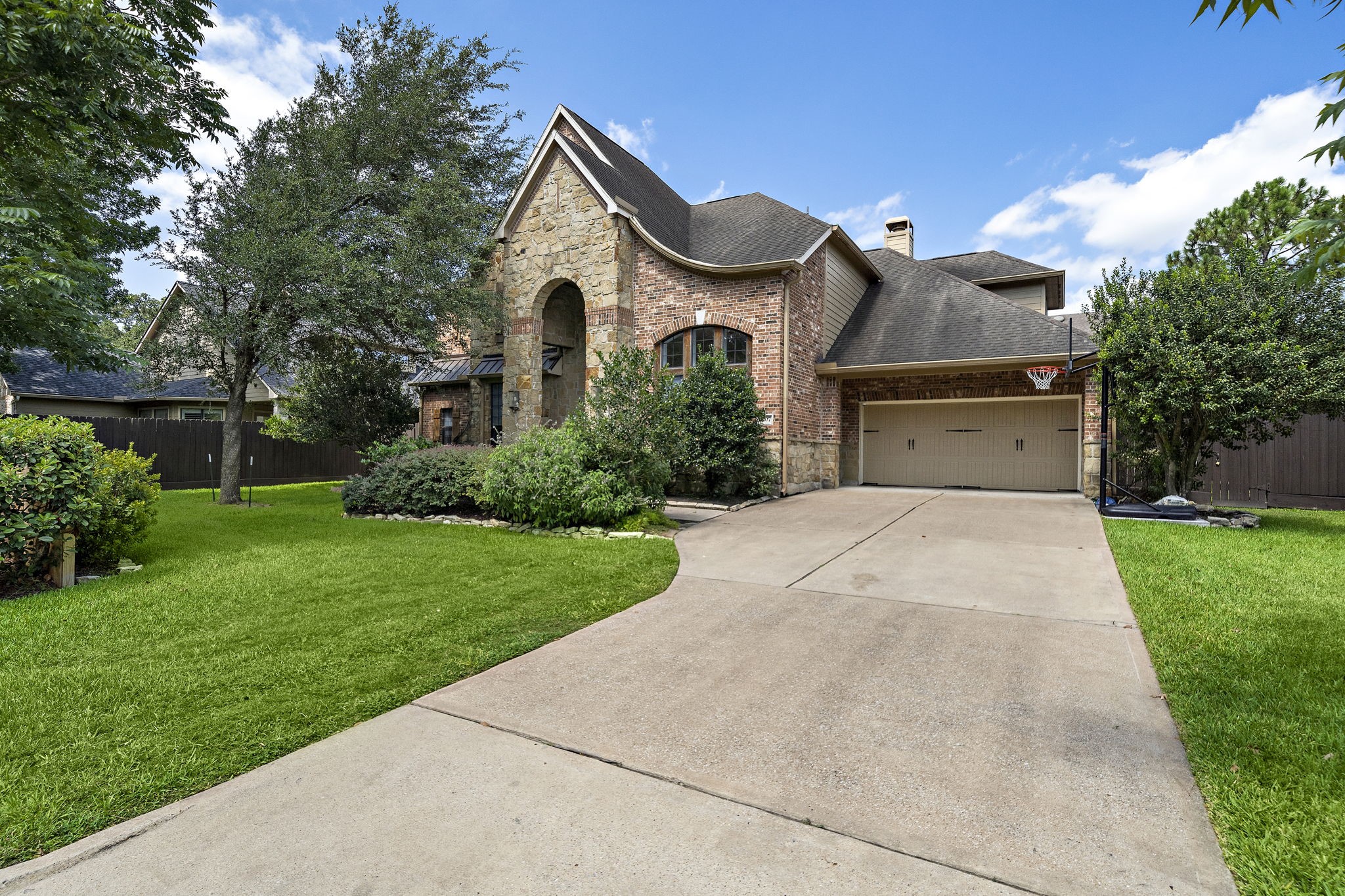 1407 Beutel Drive Houston TX 77055