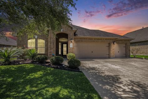907 Fairway Drive La Porte TX 77571
