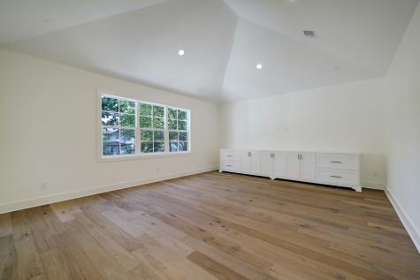 1046 Gardenia Drive Houston TX 77018