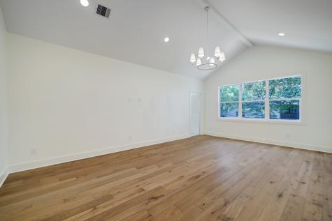 1046 Gardenia Drive Houston TX 77018