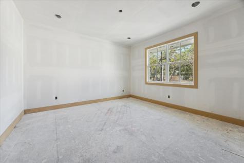 1046 Gardenia Drive Houston TX 77018
