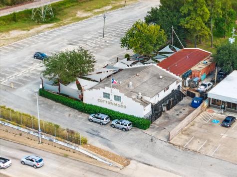 1046 Gardenia Drive Houston TX 77018
