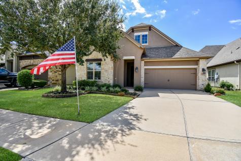 63 Floral Hills Lane Fulshear TX 77441