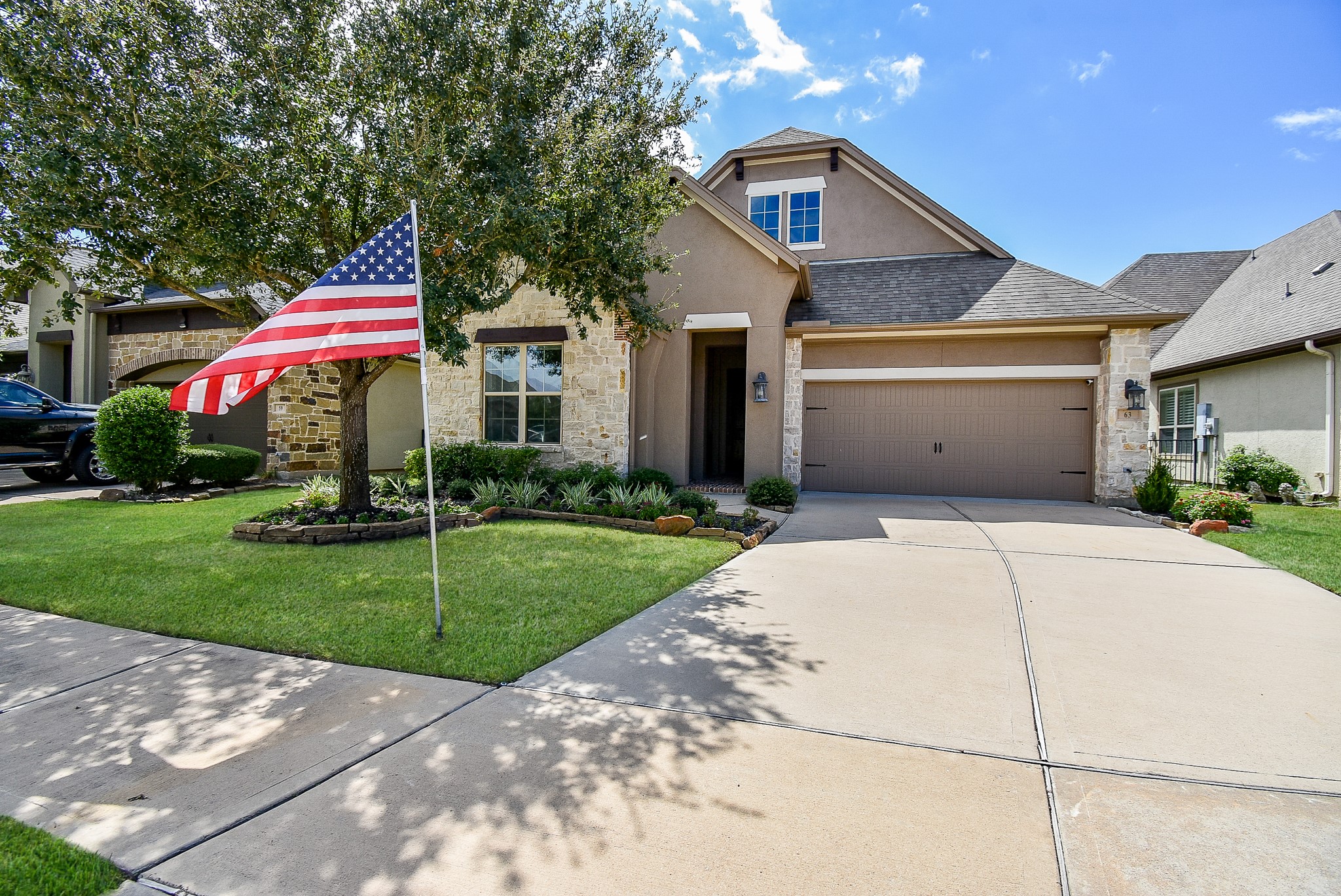 63 Floral Hills Lane Fulshear TX 77441