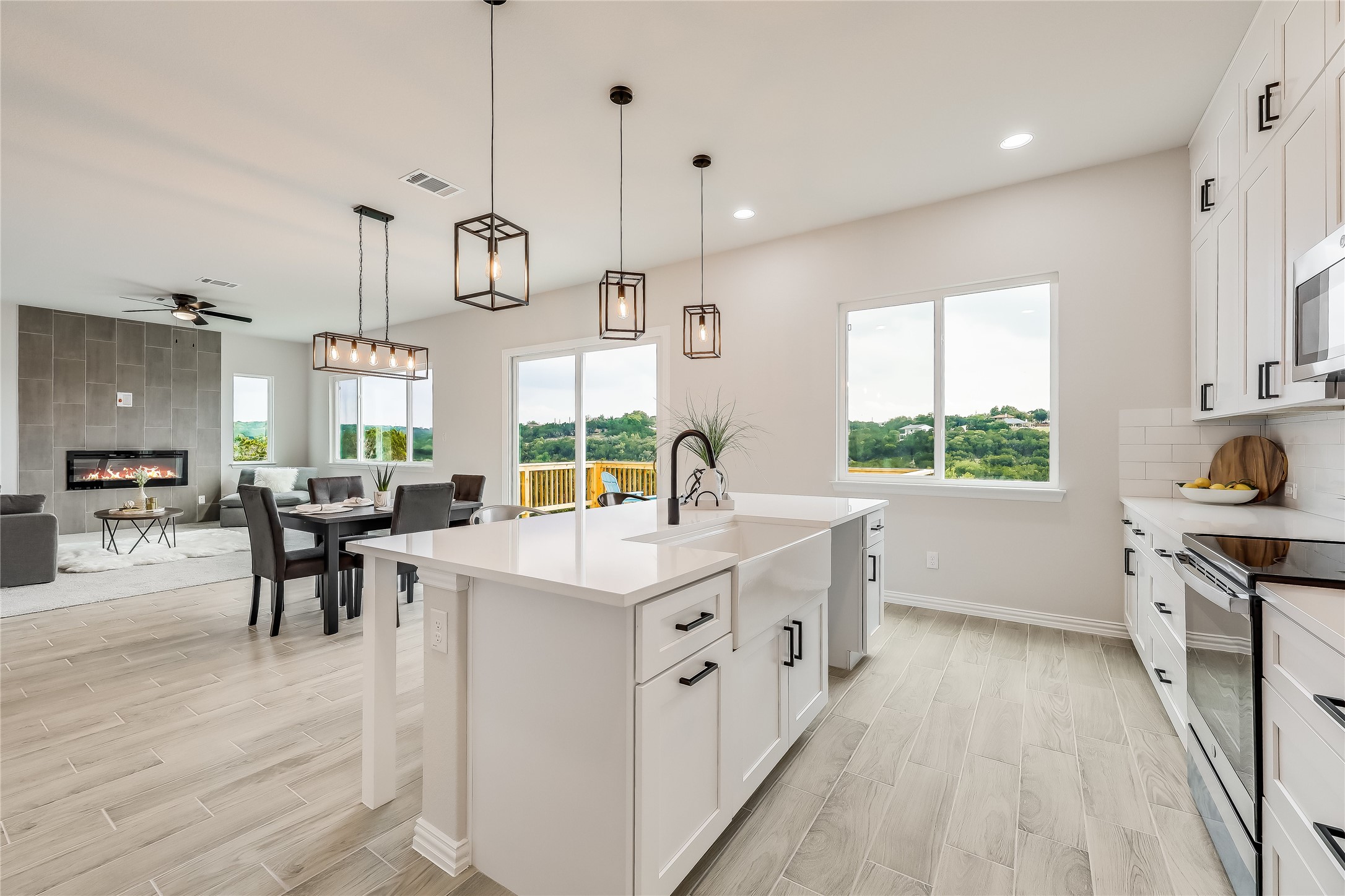 20707 Falcon Lago Vista TX 78645