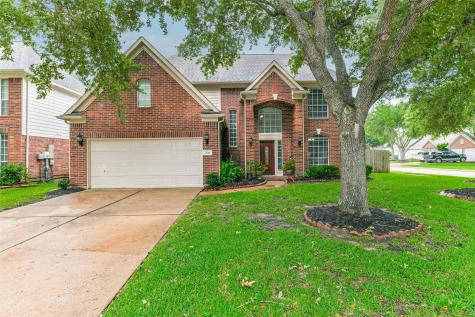 2132 Crimson Lake Lane League City TX 77573