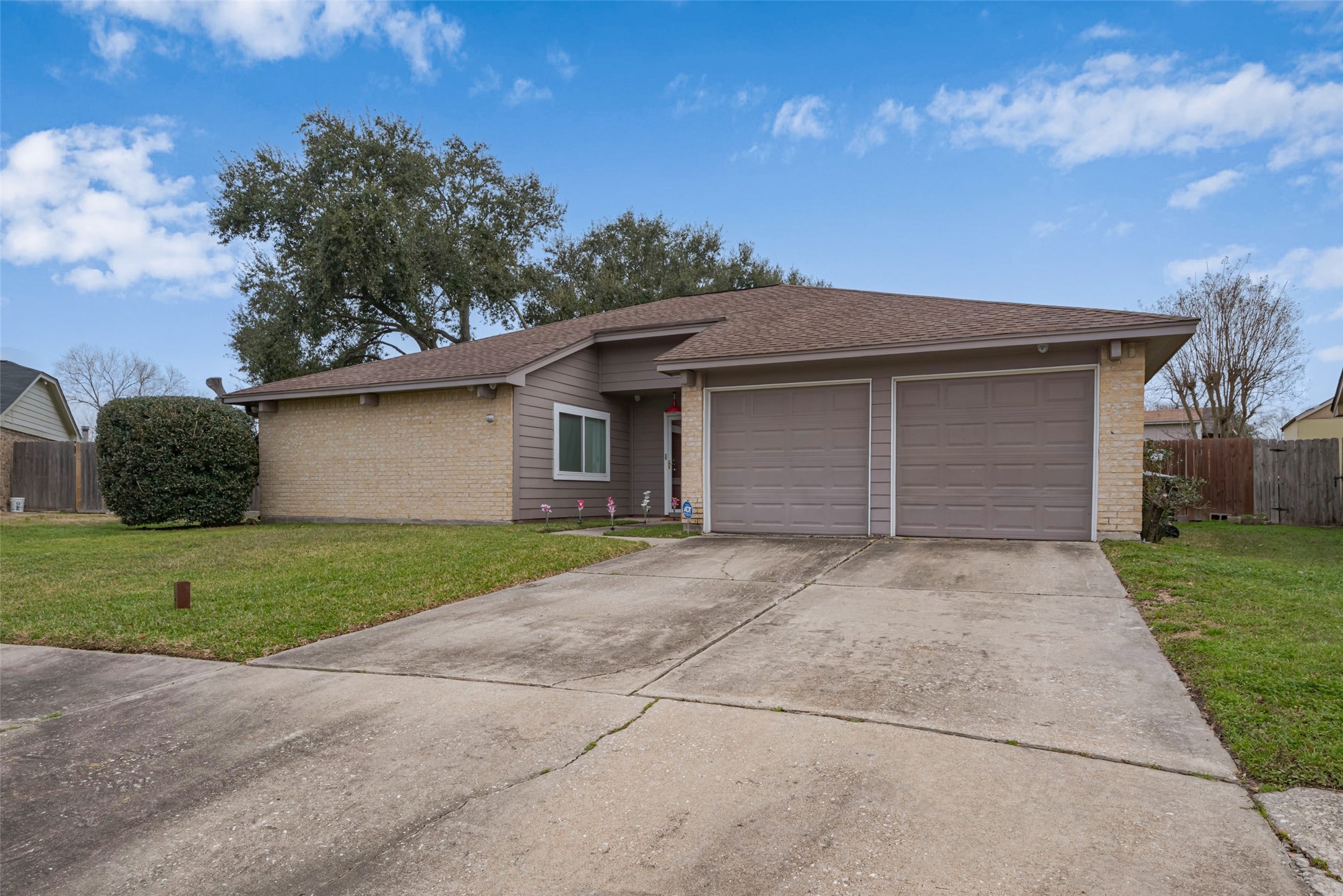 17006 Bentana Court Houston TX 77095
