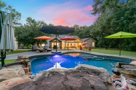 14904 Oak Shores Drive Willis TX 77318