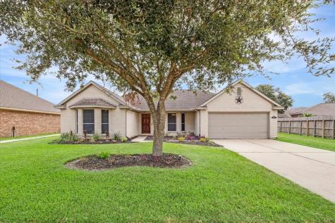 9629 Dry Springs Drive La Porte TX 77571