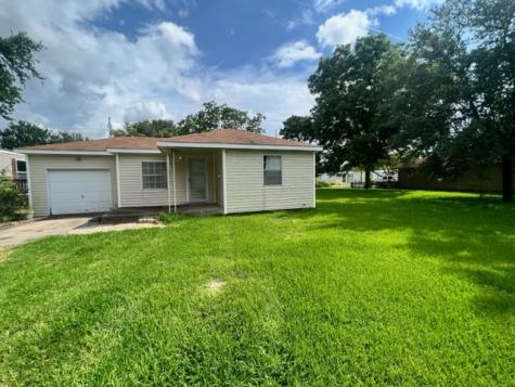 2206 1st Avenue S Texas City TX 77590
