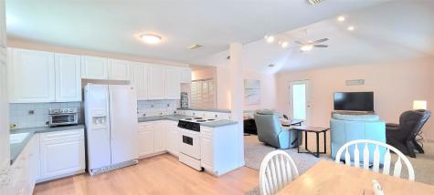 4015 Navarro Drive Galveston TX 77554