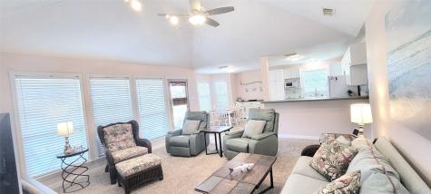 4015 Navarro Drive Galveston TX 77554