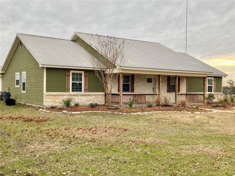 103 Bluebonnet Street Carmine TX 78932