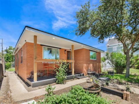 2110 Avenue L Galveston TX 77550
