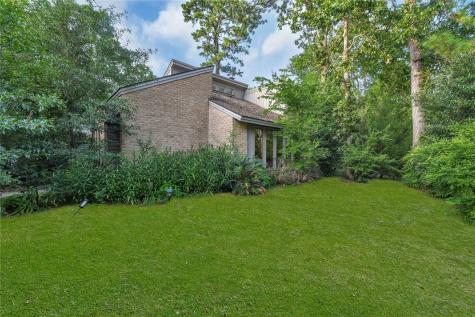 2023 Grove Lake Drive Kingwood TX 77339
