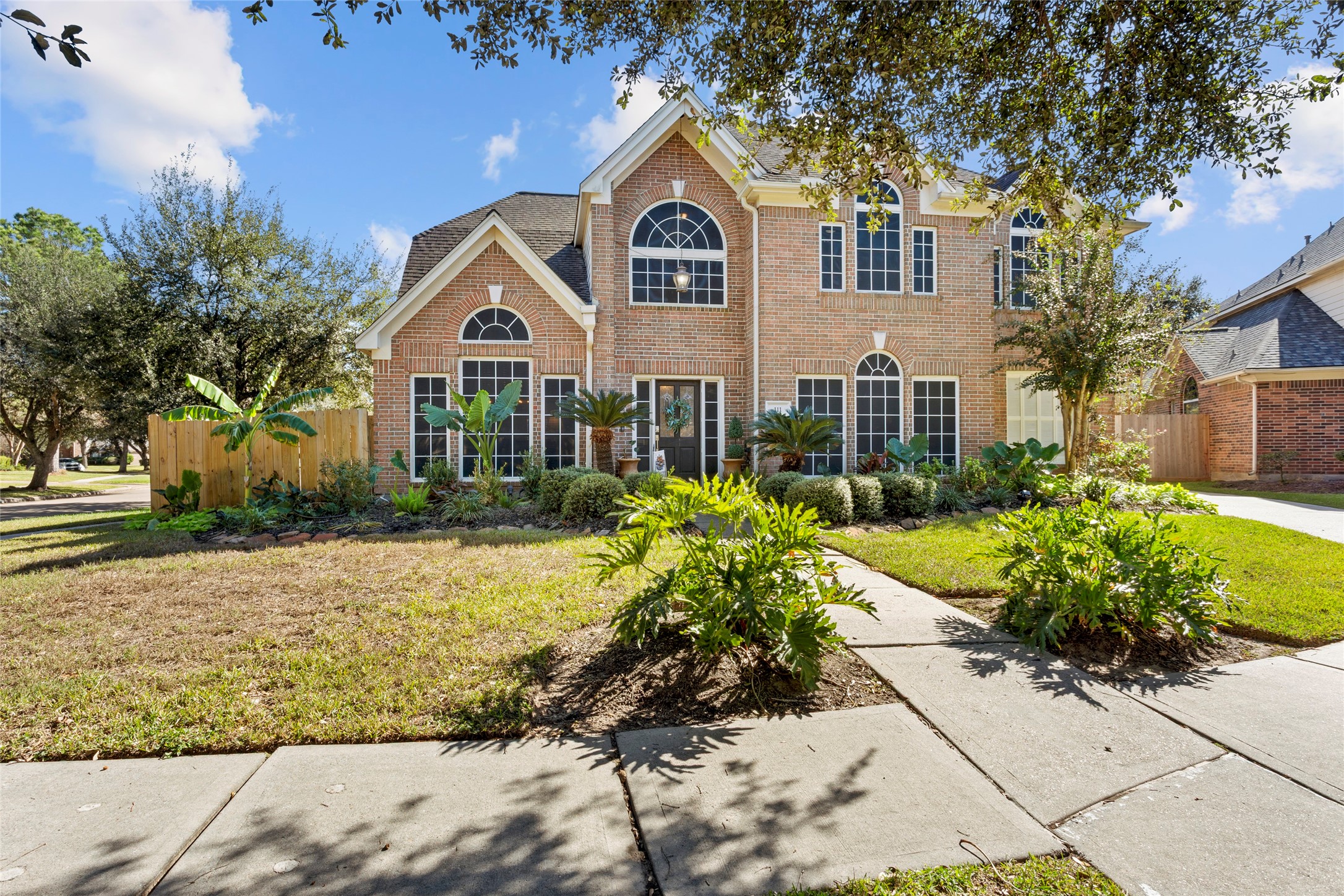 111 Casual Shore Court League City TX 77573