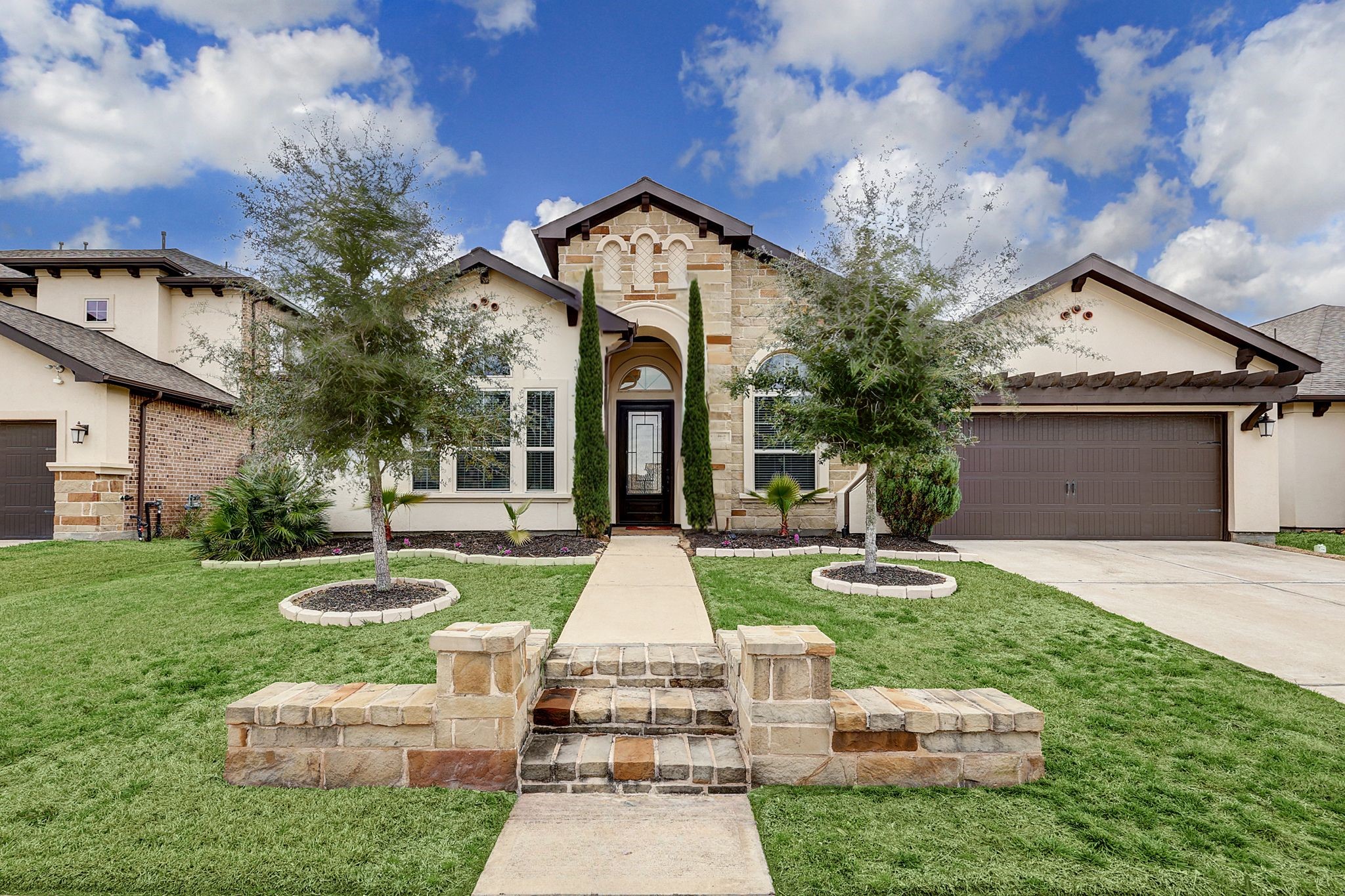 812 Galloway Mist Lane Friendswood TX 77546