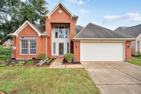 3203 Edgewood Drive Pearland TX 77584