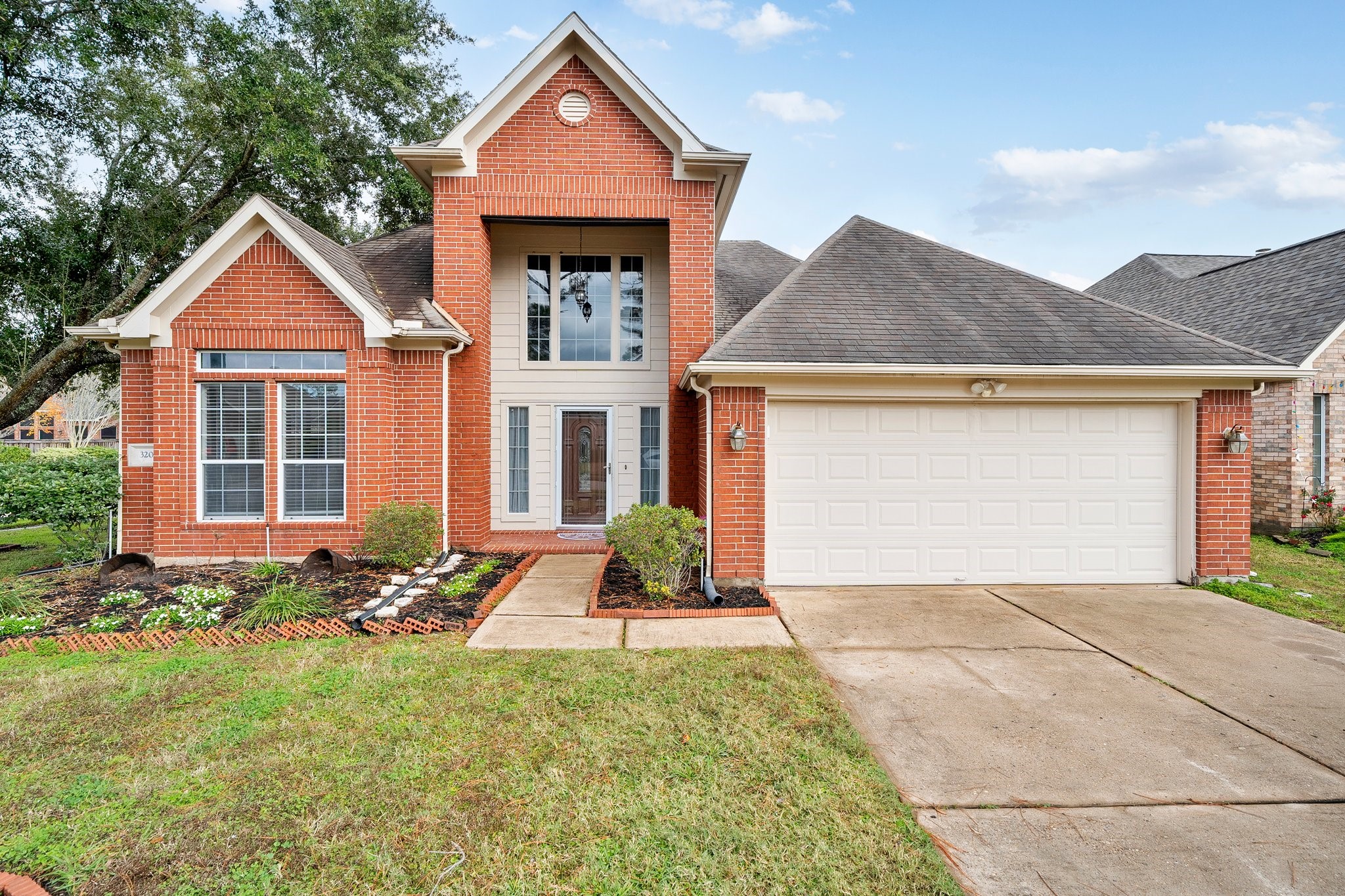 3203 Edgewood Drive Pearland TX 77584