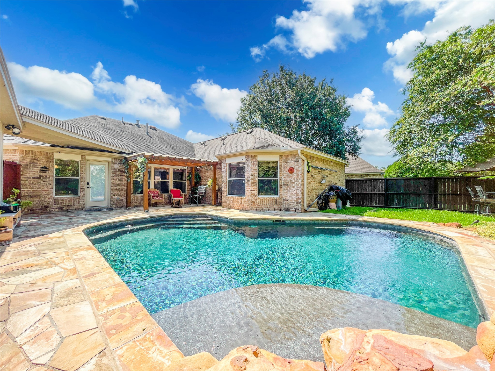 11309 Enclave Lake Lane Pearland TX 77584