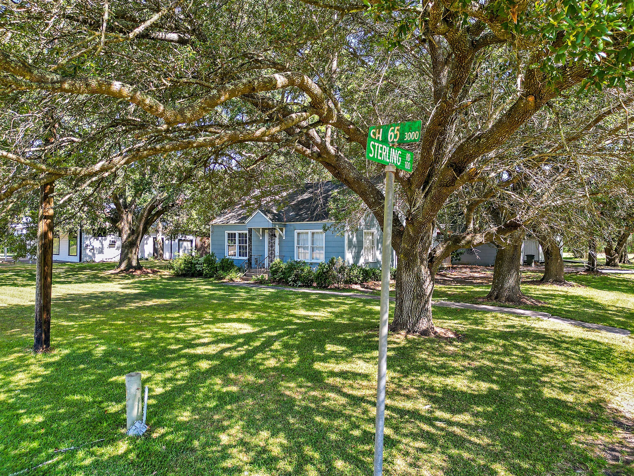 3012 Highway 65 Anahuac TX 77514