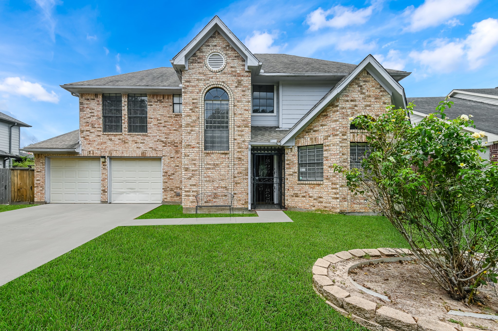 8622 Rose Garden Drive Houston TX 77083