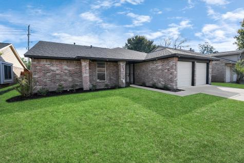 8906 Enchanted Forest Drive Houston TX 77088