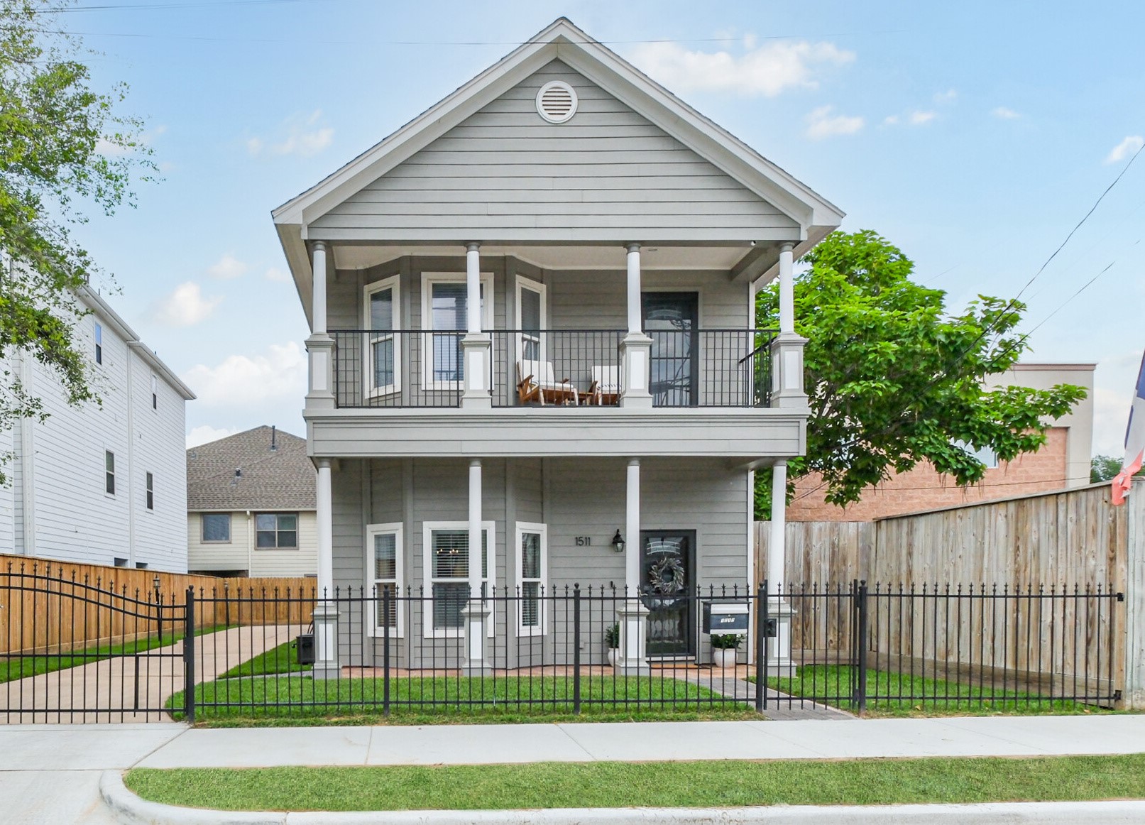 1511 W 15th Street Houston TX 77008