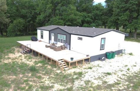 1322 North Market Street Grapeland TX 75844