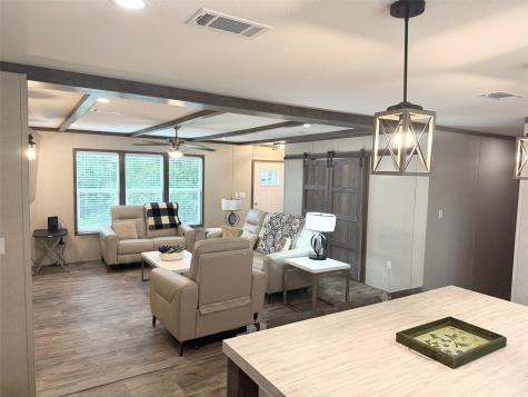 1322 North Market Street Grapeland TX 75844