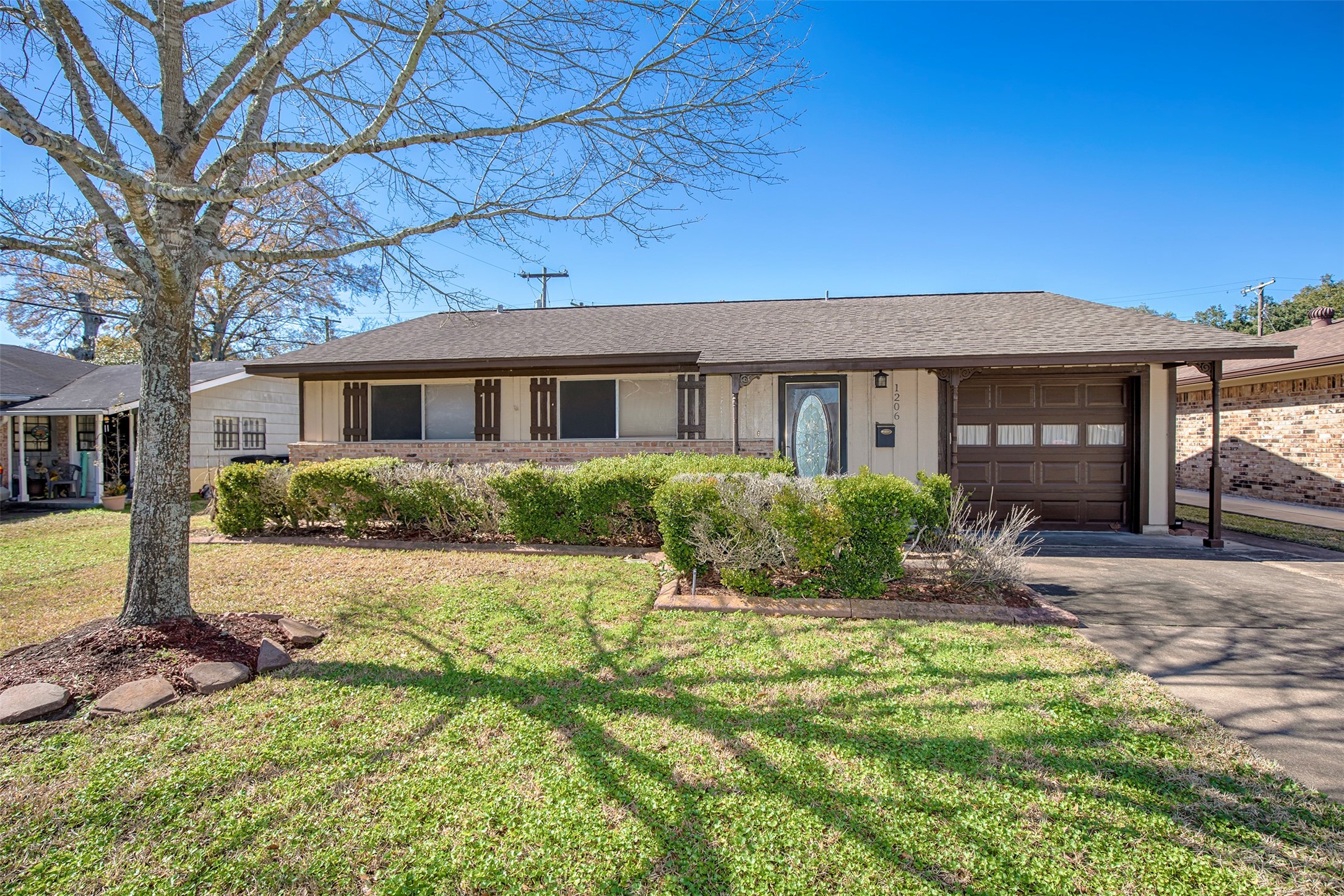 1206 Cypress Street Alvin TX 77511
