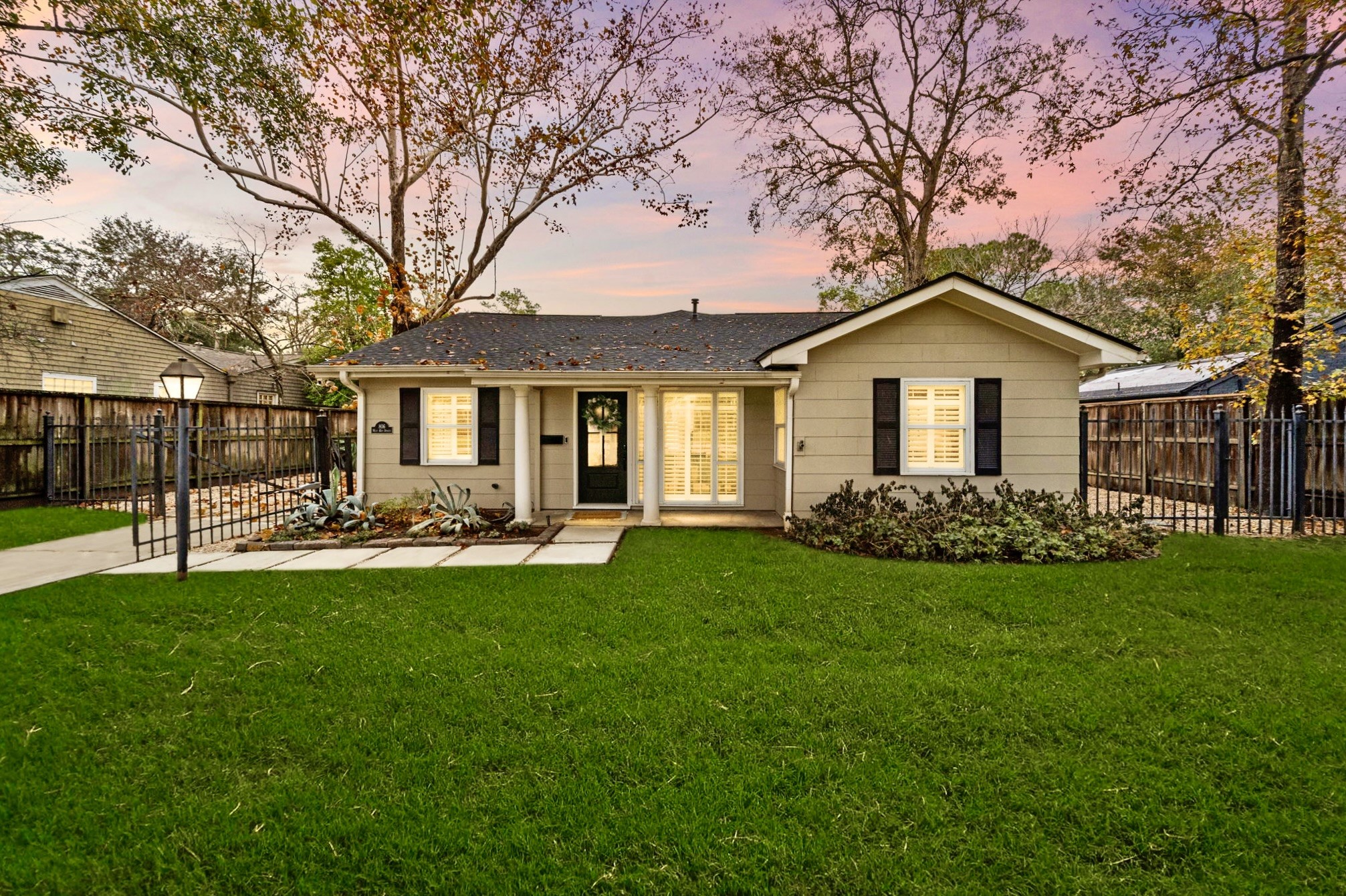 806 W 41st Street Houston TX 77018
