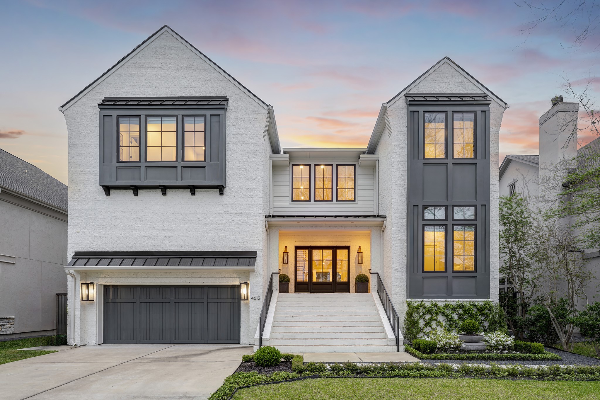 4612 Holt Street Bellaire TX 77401