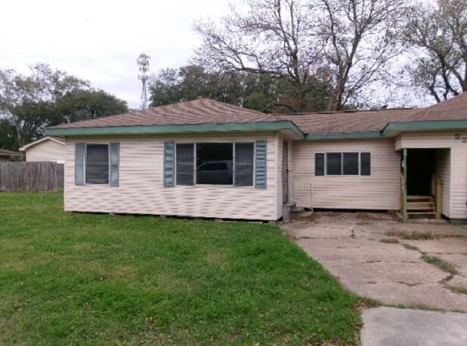 2203 62nd Street Port Arthur TX 77640