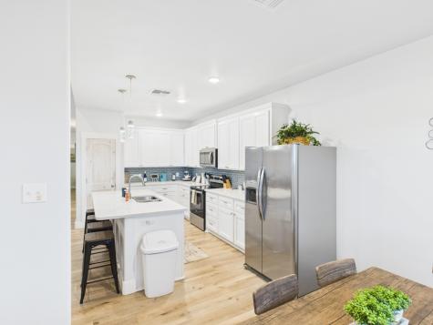 2403 S Bronte Street Rockport TX 78382