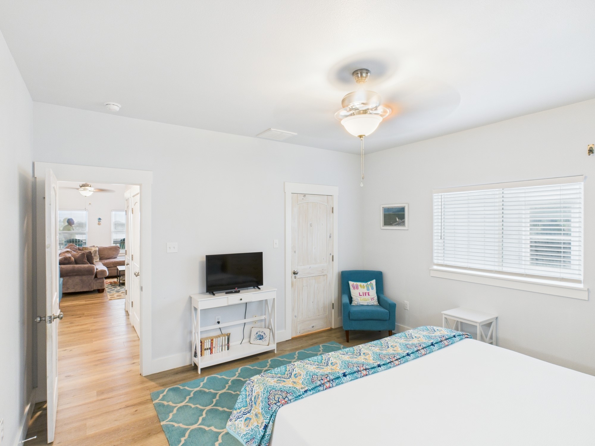 2403 S Bronte Street Rockport TX 78382