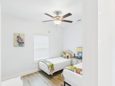 2403 S Bronte Street Rockport TX 78382