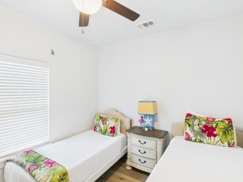 2403 S Bronte Street Rockport TX 78382